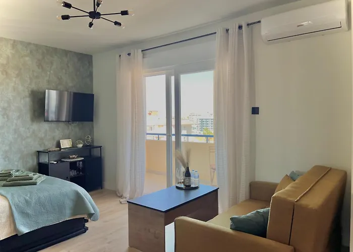 Scenic View With Terrace Lägenhet *